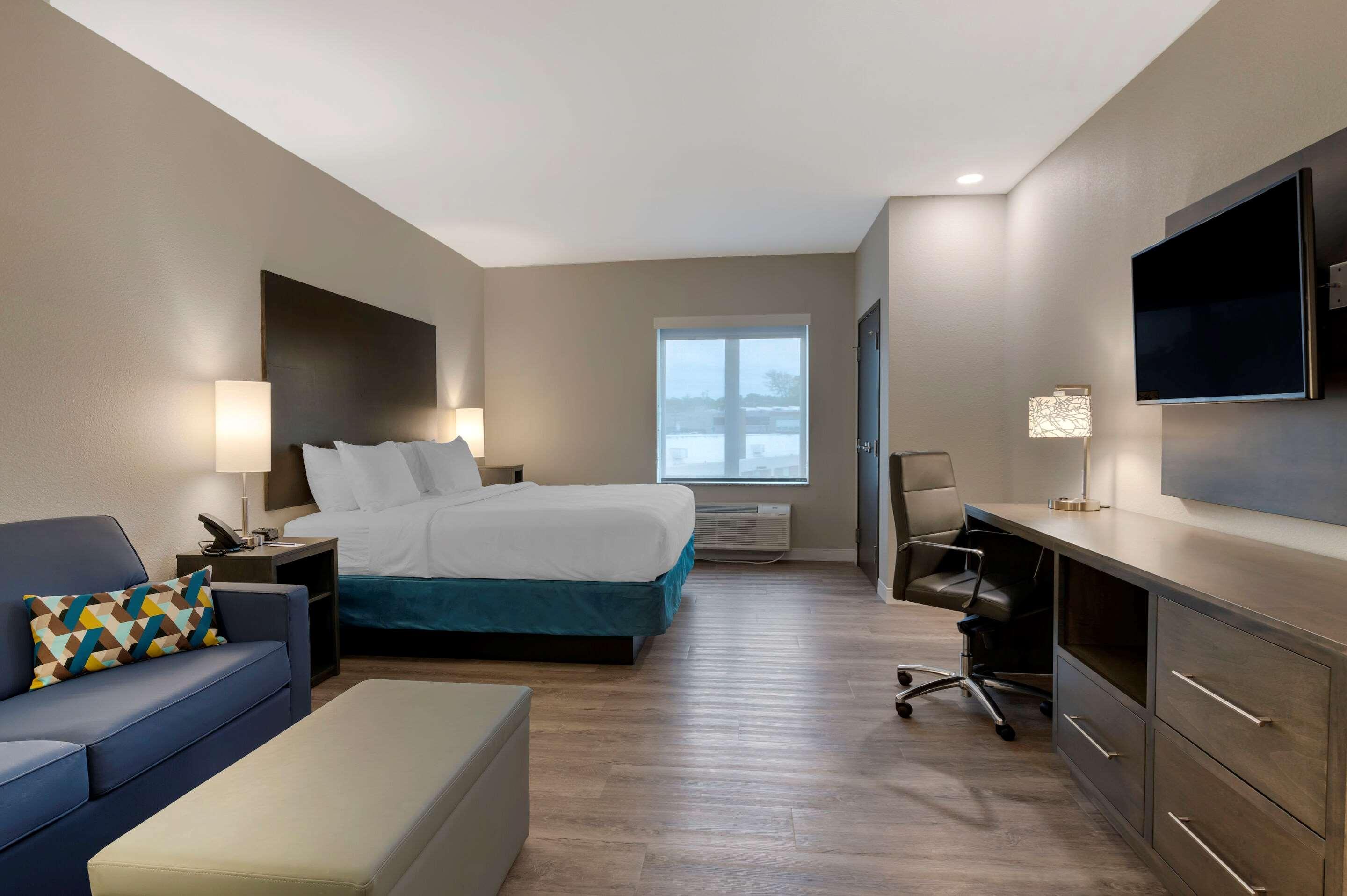 Mainstay Suites Cincinnati University - Uptown Exterior photo