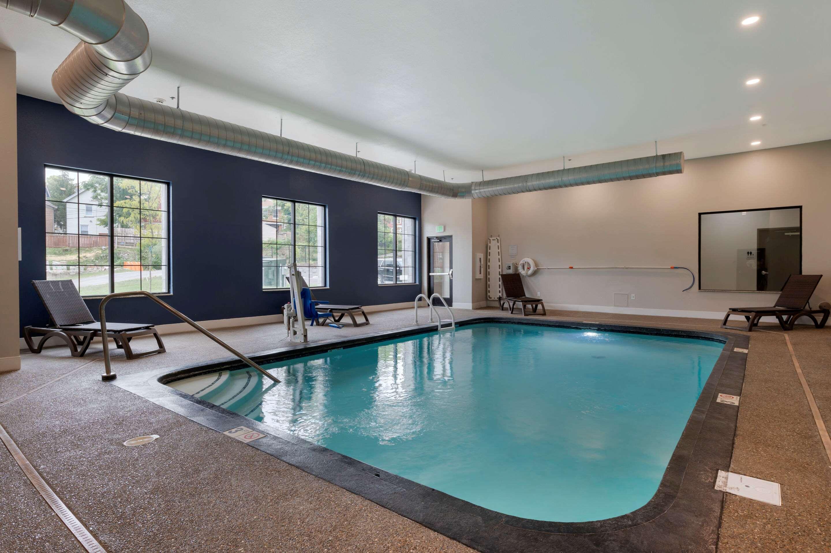Mainstay Suites Cincinnati University - Uptown Exterior photo